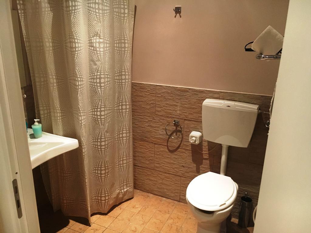 ホテル Casa Aurelia パレルモ エクステリア 写真