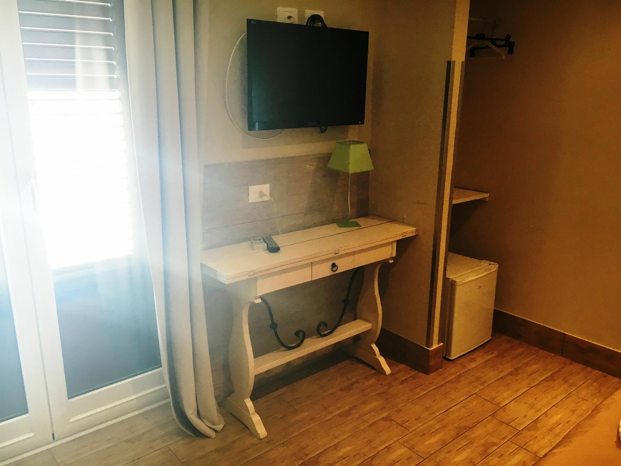 ホテル Casa Aurelia パレルモ エクステリア 写真